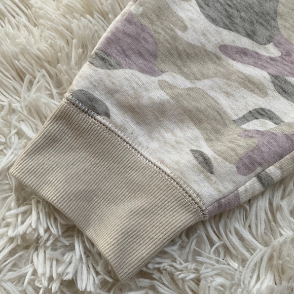 Old Navy Camo Joggers 💗 Oatmeal Gray & Plum - Picture 10 of 14